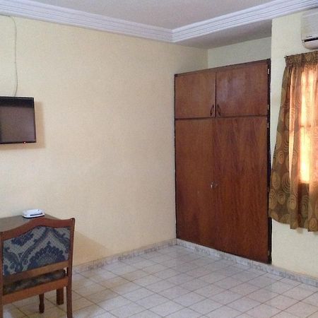 La Rose Des Sables Hotel Wagadugu Zewnętrze zdjęcie
